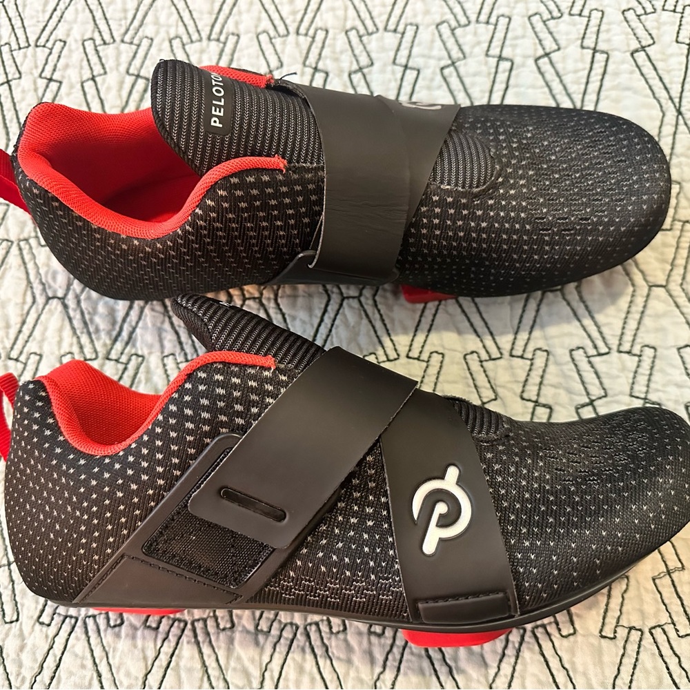 Peloton Altos Cycling Shoes EUR 40/ M7.5/ W9